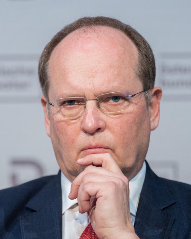 HYBRID-PG BUNDESTHEATER HOLDING "GESCHÄFTSBERICHT DER ÖSTERREICHISCHEN BUNDESTHEATER FÜR 2020/21": KIRCHER
