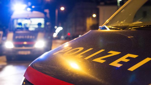 Polizeiautos mit Blaulicht