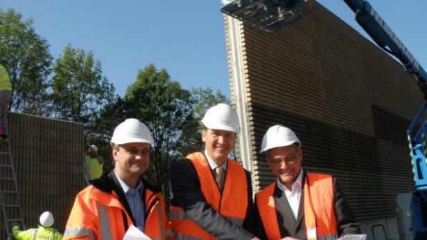 Mega-Lärmschutz wird fertig