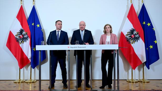 ARBEITSKLAUSUR DER BUNDESREGIERUNG: BABLER / STOCKER / MEINL-REISINGER