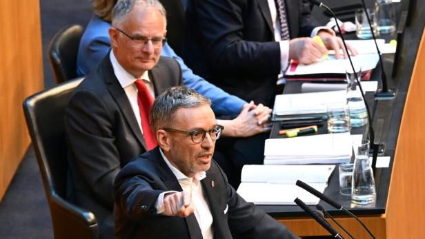 BUDGET: NATIONALRAT U.A. POSITIONEN ZU BUDGETENTWURF: KICKL / MARTERBAUER / EIBINGER-MIEDL / SCHELLHORN