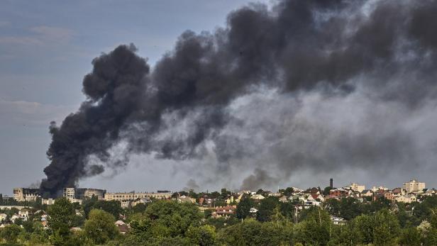 Three killed, more than 20 injured in overnight Russian attack on Ukraine's Kharkiv